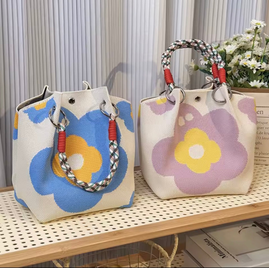 Bolso tipo cubo mini de punto